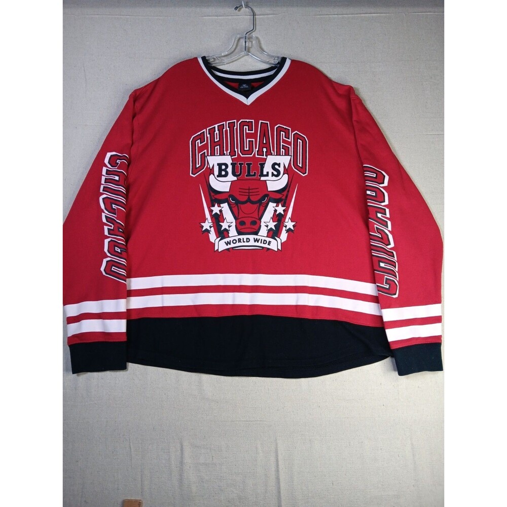 VTG NBA Chicago Bulls Hockey-Style Sweatshirt XXL Red Black World Wide Logo EUC